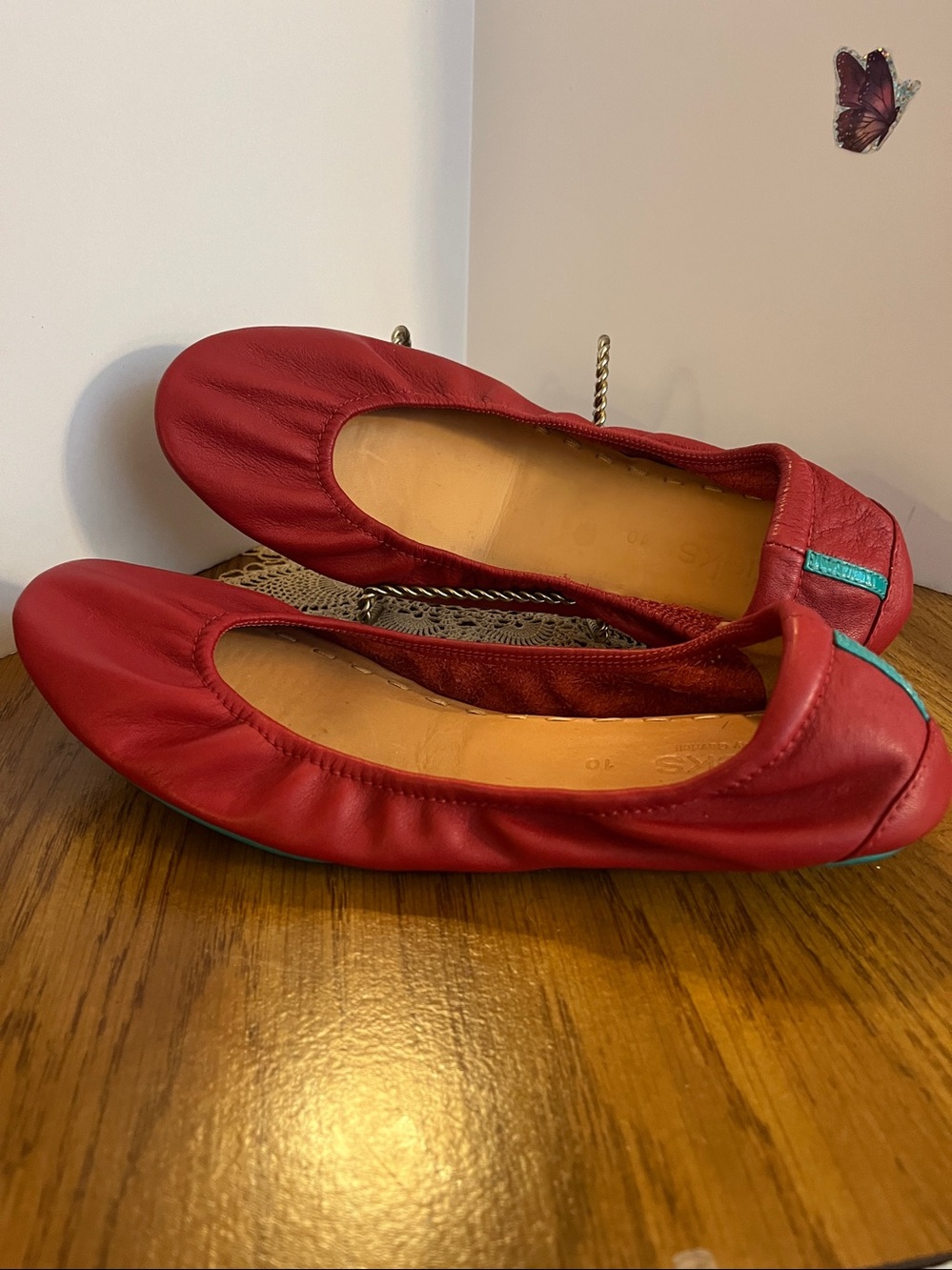 Tieks Red Leather Ballet Flats with Teal Accent Size 10 - Picture 4 of 8